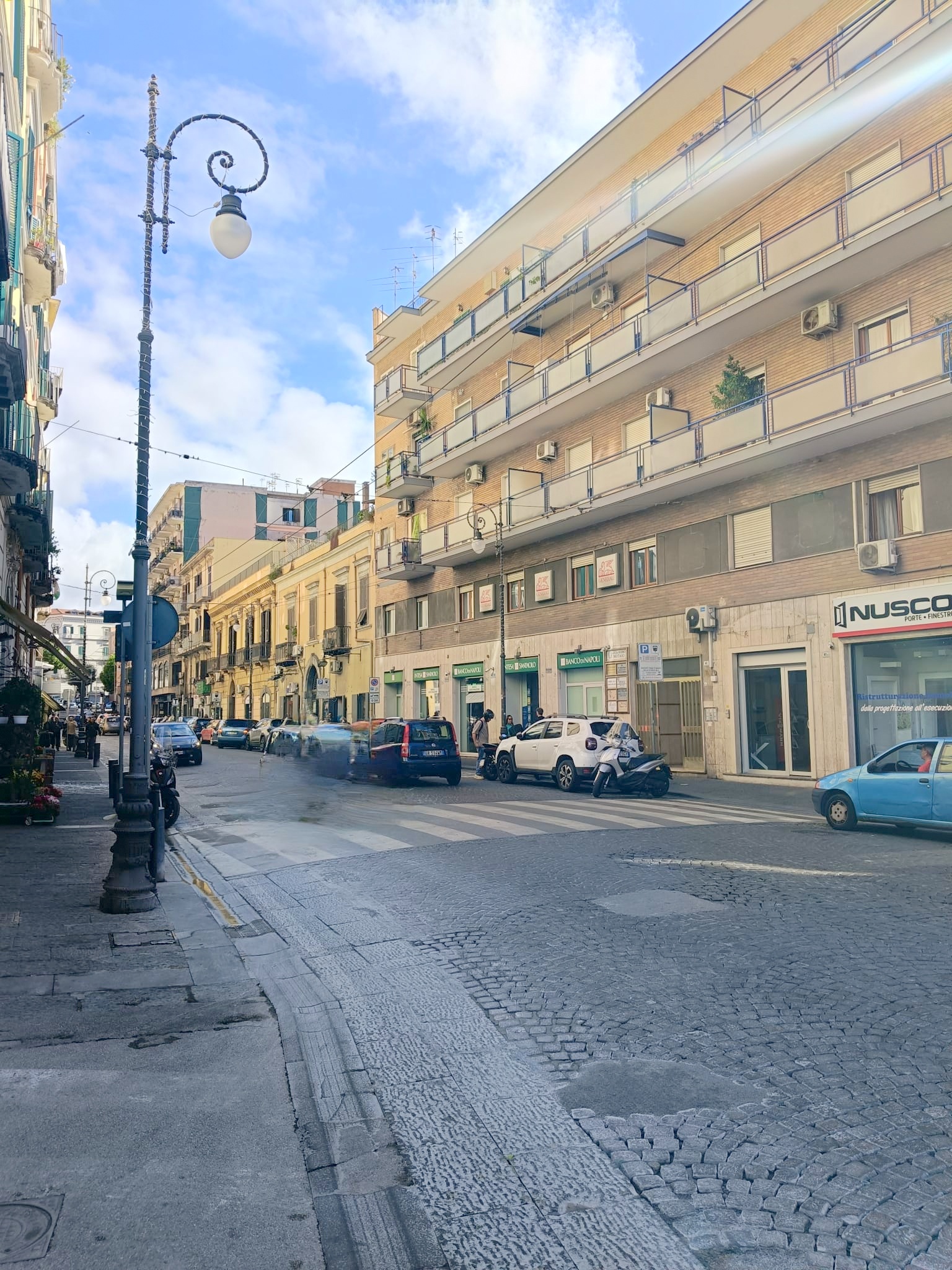 4 vani + acc. in stabile d'epoca con sottotetto pertinenziale — foto 31