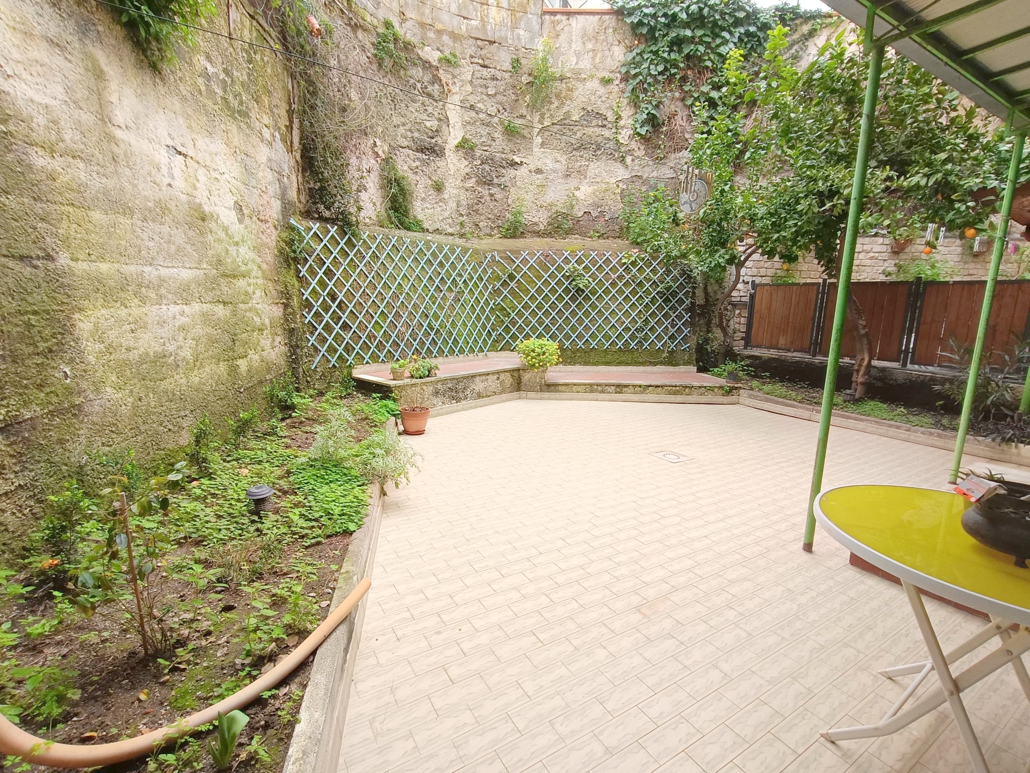Soluzione semi-indipendente in parco con 2 terrazzi — foto 20