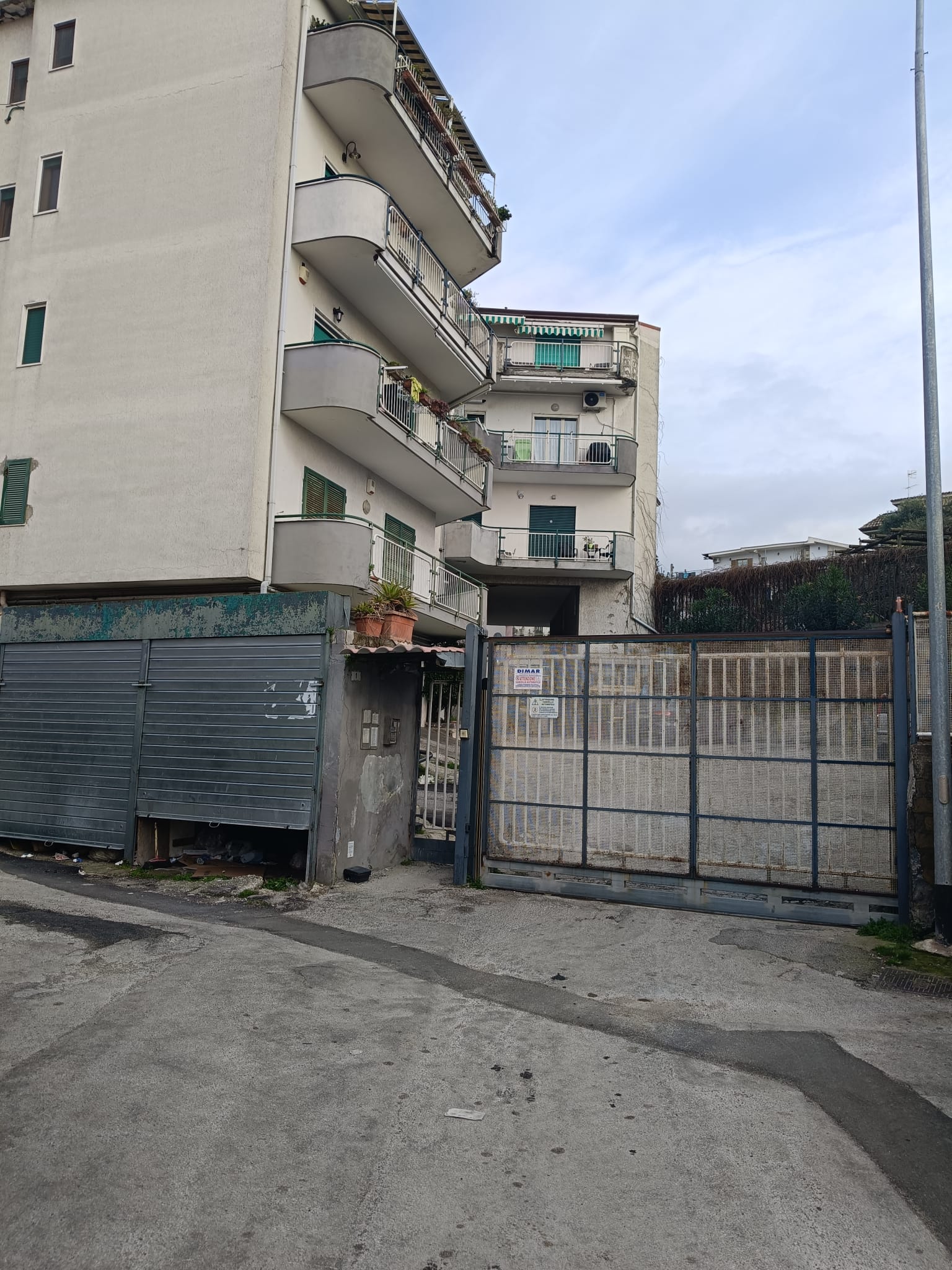 Soluzione semi-indipendente in parco con 2 terrazzi — foto 13